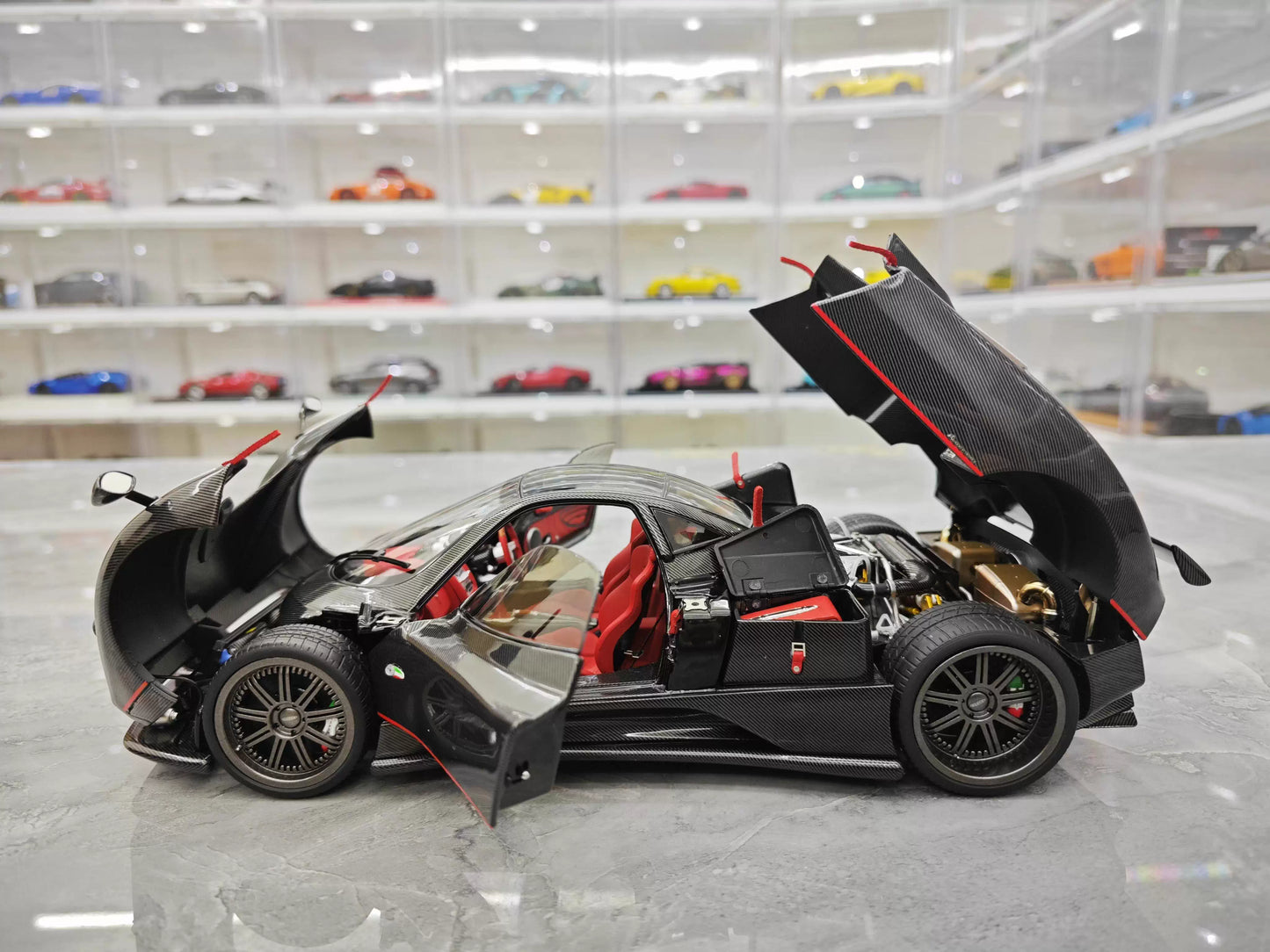 Almost Real 1/18 Pagani Zonda Cinque Exposed Carbon Diecast Model
