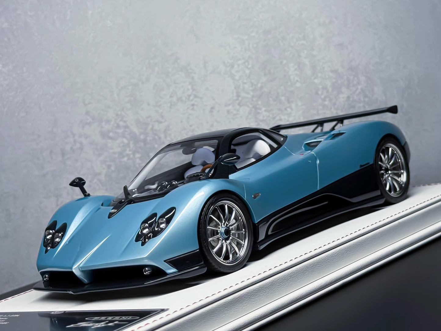 Davis & Giovanni 1/18 Pagani Zonda F Ice Blue Resin Model Limited 8