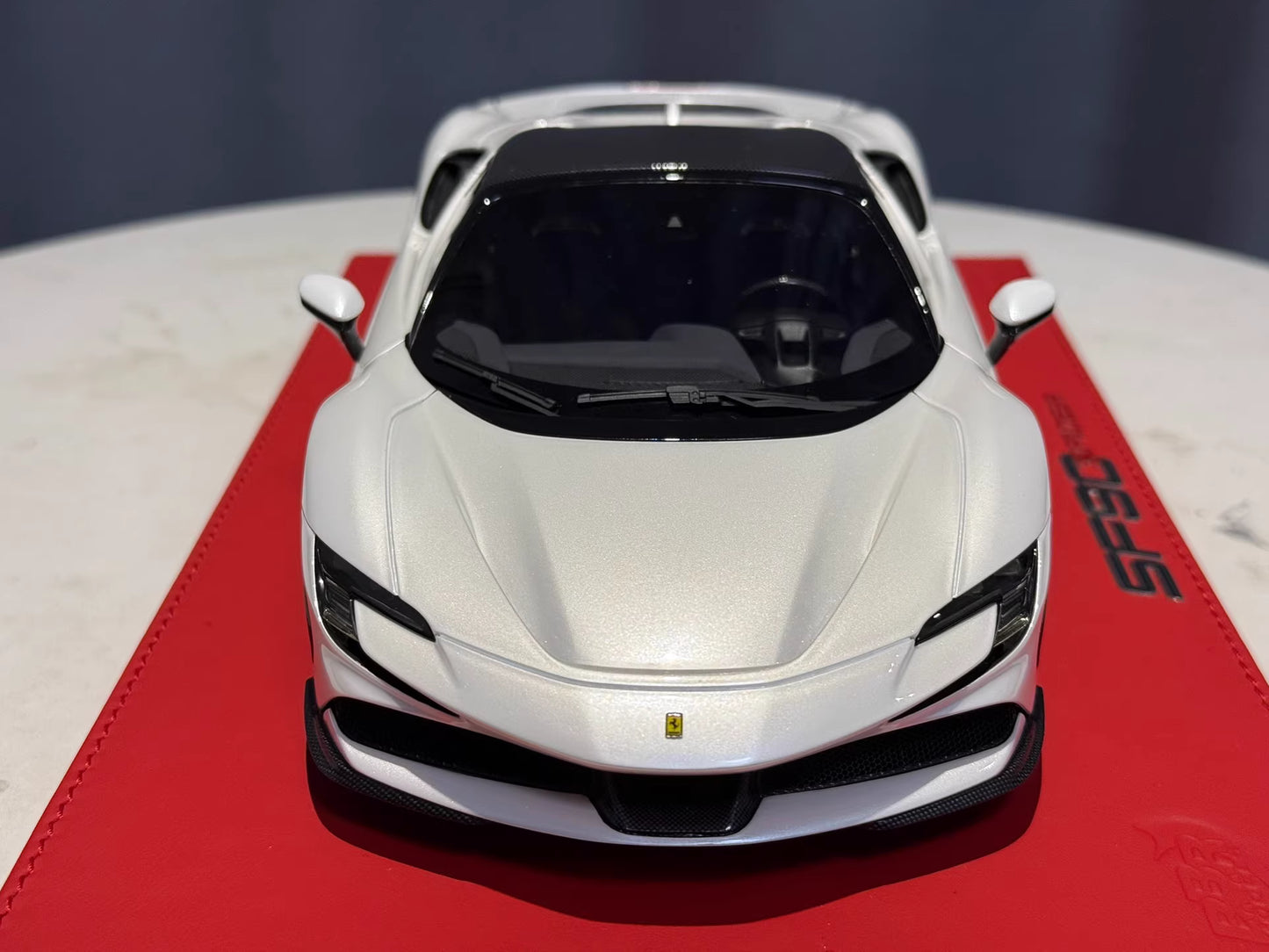 BBR 1/18 Ferrari SF90 Spider Resin Model Pearl White Carbon Roof Deluxe Edition