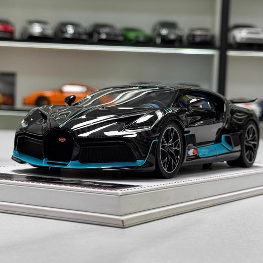 FC Model 1/18 Bugatti Chiron Divo Full Carbon Blue Accent Resin Model