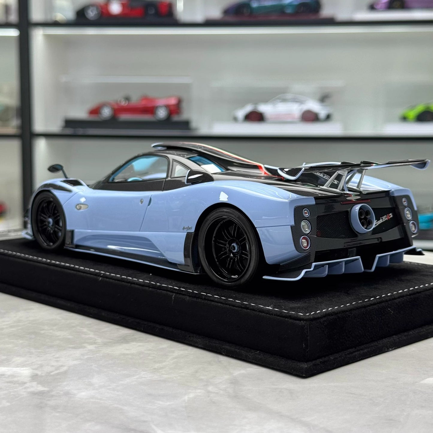 HH 1:18 Pagani Zonda 760 (Zonda Specials) Hardtop Resin Model · Baby Blue/Carbon Tricolore
