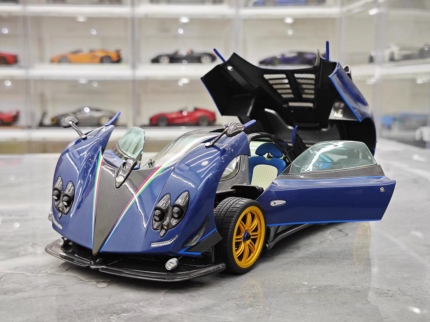 Almost Real 1/18 Pagani Zonda Tricolore Blue Carbon Diecast Model