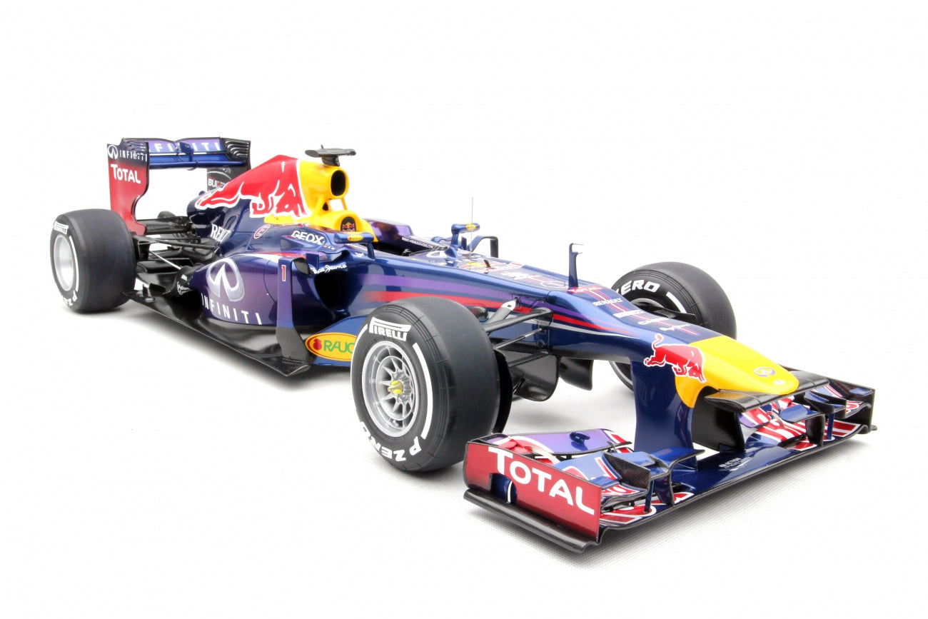 Amalgam 1/8 Red Bull Racing RB9 – 2013 Indian GP Vettel World Champion Model | Air Shipping from China