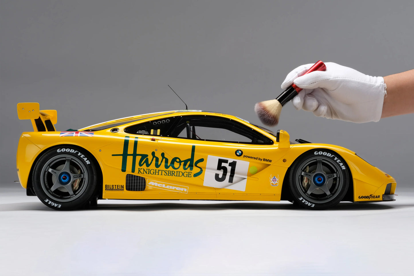 Amalgam 1/8 McLaren F1 GTR 1995 Le Mans #51 Harrods Livery