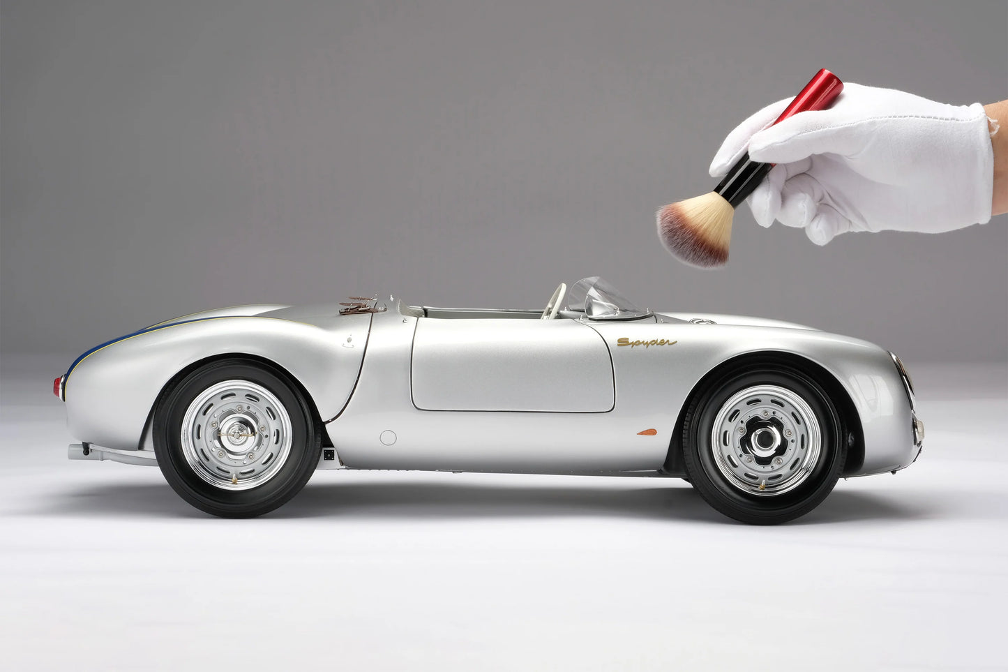 Amalgam 1/8 Porsche 550 Spyder