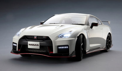 DeAgostini 1/8 Nissan GT-R R35 Full Built Model by Model Domain – Professional Handcrafted Edition