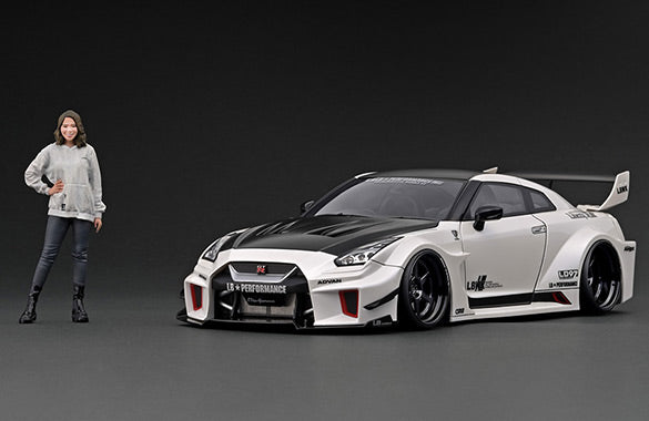Ignition Model 1/18 LB-Silhouette WORKS GT Nissan 35GT-RR White IG2358
