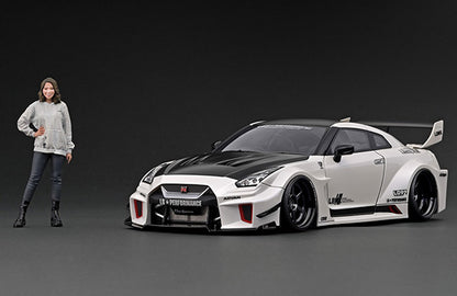 Ignition Model 1/18 LB-Silhouette WORKS GT Nissan 35GT-RR White IG2358
