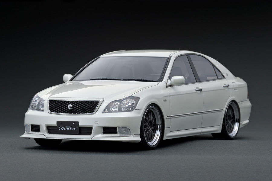 Ignition Model 1/18 Toyota Crown (GRS180) 3.5 Athlete Pearl White Resin Model IG1492
