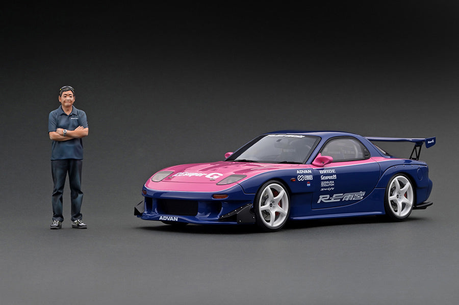 Ignition Model 1/18 Mazda RX-7 (FD3S) RE Amemiya Blue/Pink Figure Set IG2398