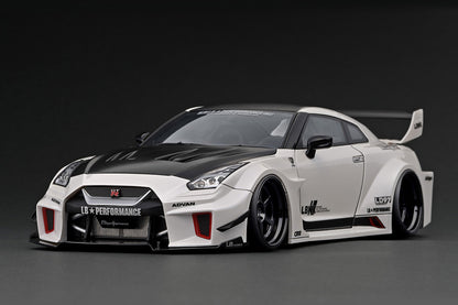 Ignition Model 1/18 LB-Silhouette WORKS GT Nissan 35GT-RR White IG2358