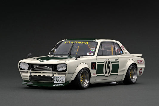 Ignition Model 1/18 LB-WORKS Charasuka 2Door White/Green Resin Model IG2647