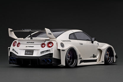 Ignition Model 1/18 LB-Silhouette WORKS GT Nissan 35GT-RR White IG2358