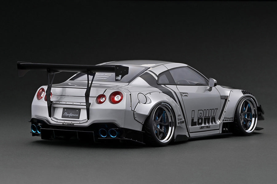 Ignition Model 1/18 LB-Works Nissan GT-R R35 Type 2 Silver IG2343