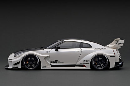 Ignition Model 1/18 LB-Silhouette WORKS GT Nissan 35GT-RR White IG2358