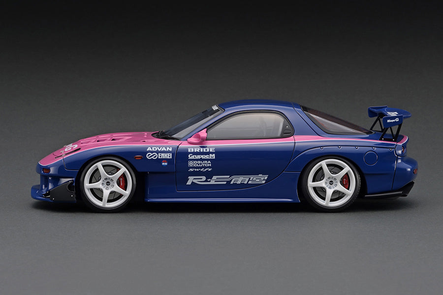Ignition Model 1/18 Mazda RX-7 (FD3S) RE Amemiya Blue/Pink Figure Set IG2398