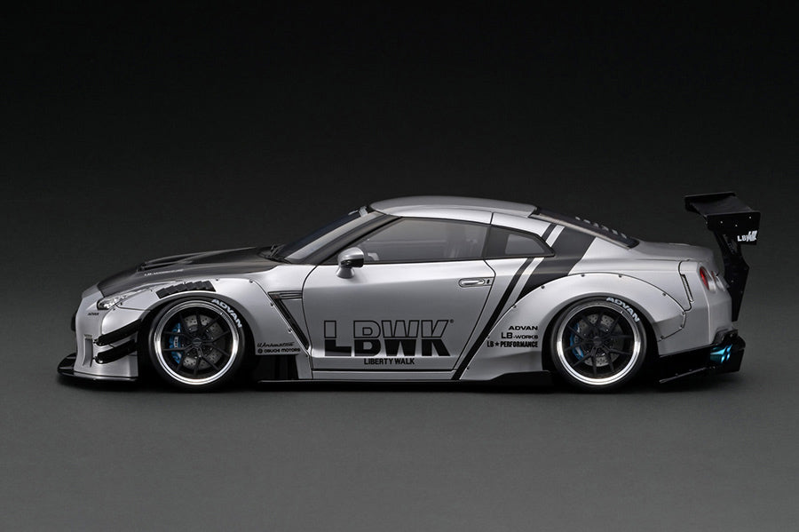 Ignition Model 1/18 LB-Works Nissan GT-R R35 Type 2 Silver IG2343