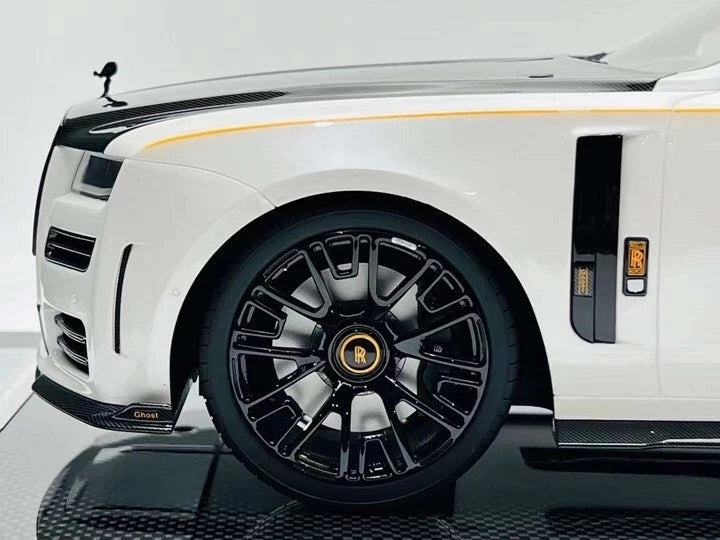 VMB 1/12 Rolls-Royce Ghost White with Carbon Roof – Luxury Resin Model Car | Air Shipping from China
