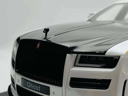VMB 1/12 Rolls-Royce Ghost White with Carbon Roof – Luxury Resin Model Car | Air Shipping from China